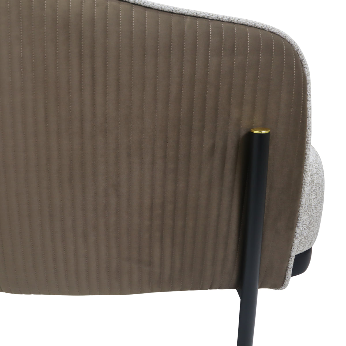 ATRANI LOUNGE CHAIR