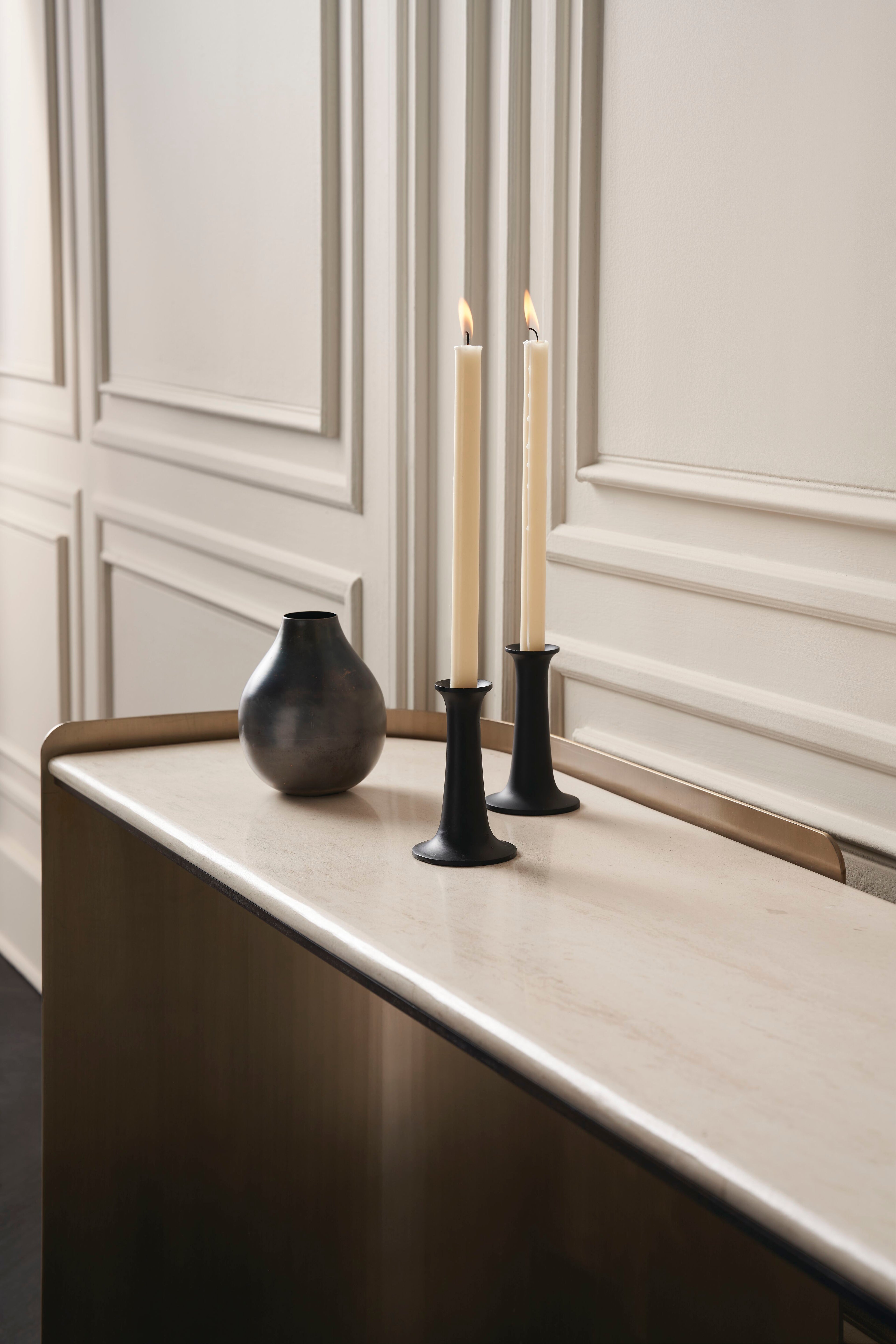 MOVEMENT CONSOLE/DESK