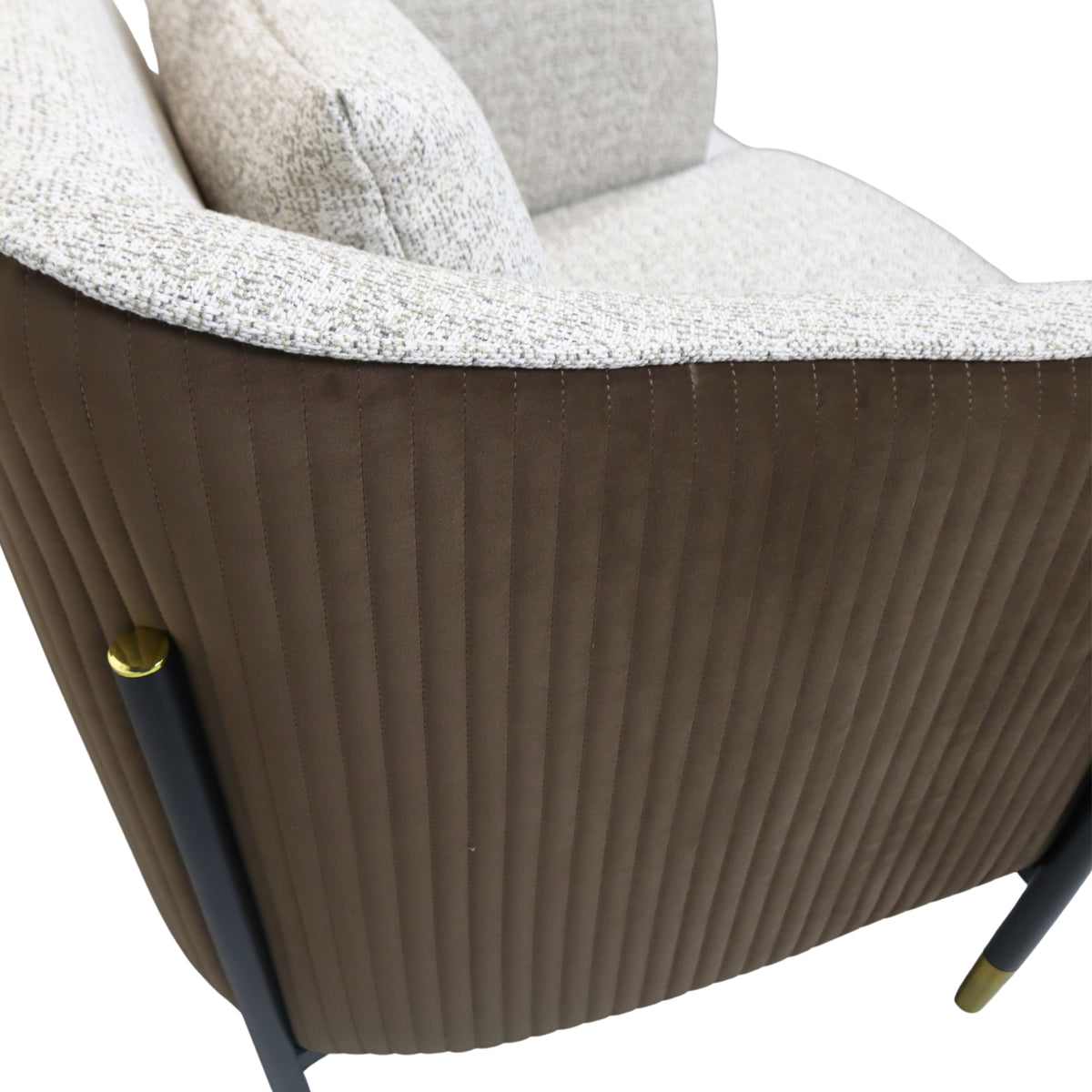 ATRANI LOUNGE CHAIR