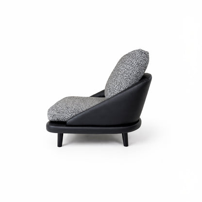VIETRI LOUNGE CHAIR